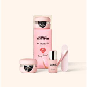 NWT le mini macaron gel manicure kit- color fairy floss